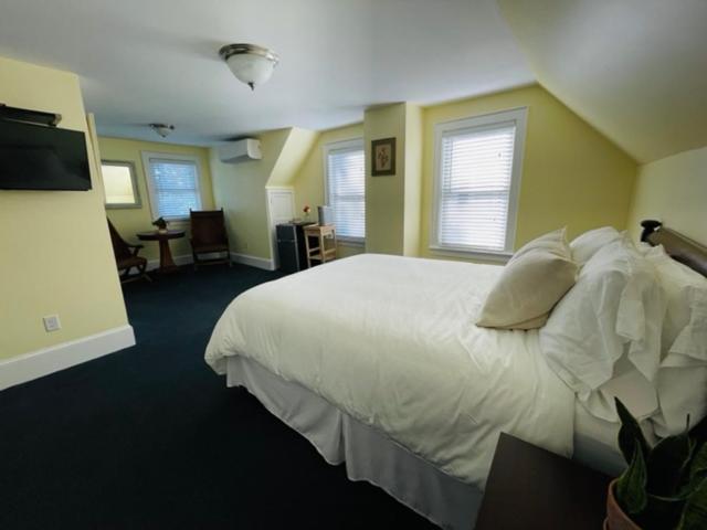 Sisu, A Boutique Motel Плимът Екстериор снимка